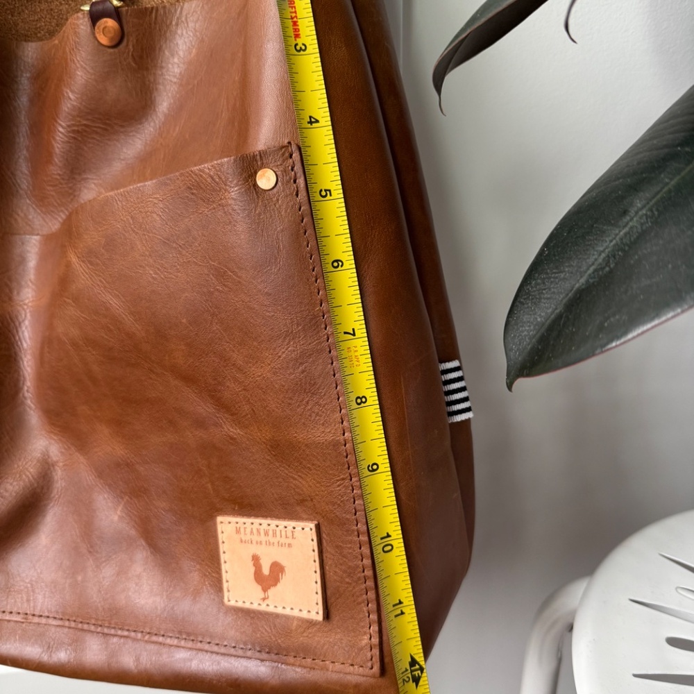 Meanwhile Back on the Farm Leather Carryall - Picture 9 of 13